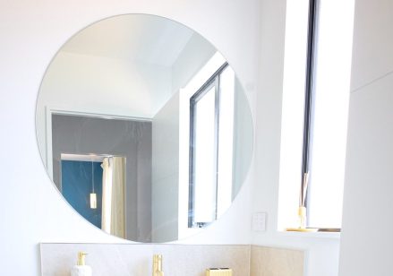 mirror 4